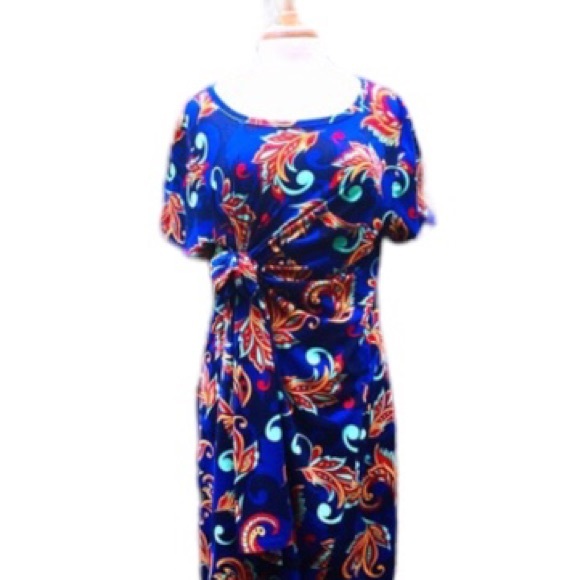 - ❤️ Lularoe Carly XL Dress. - Picture 1 of 10